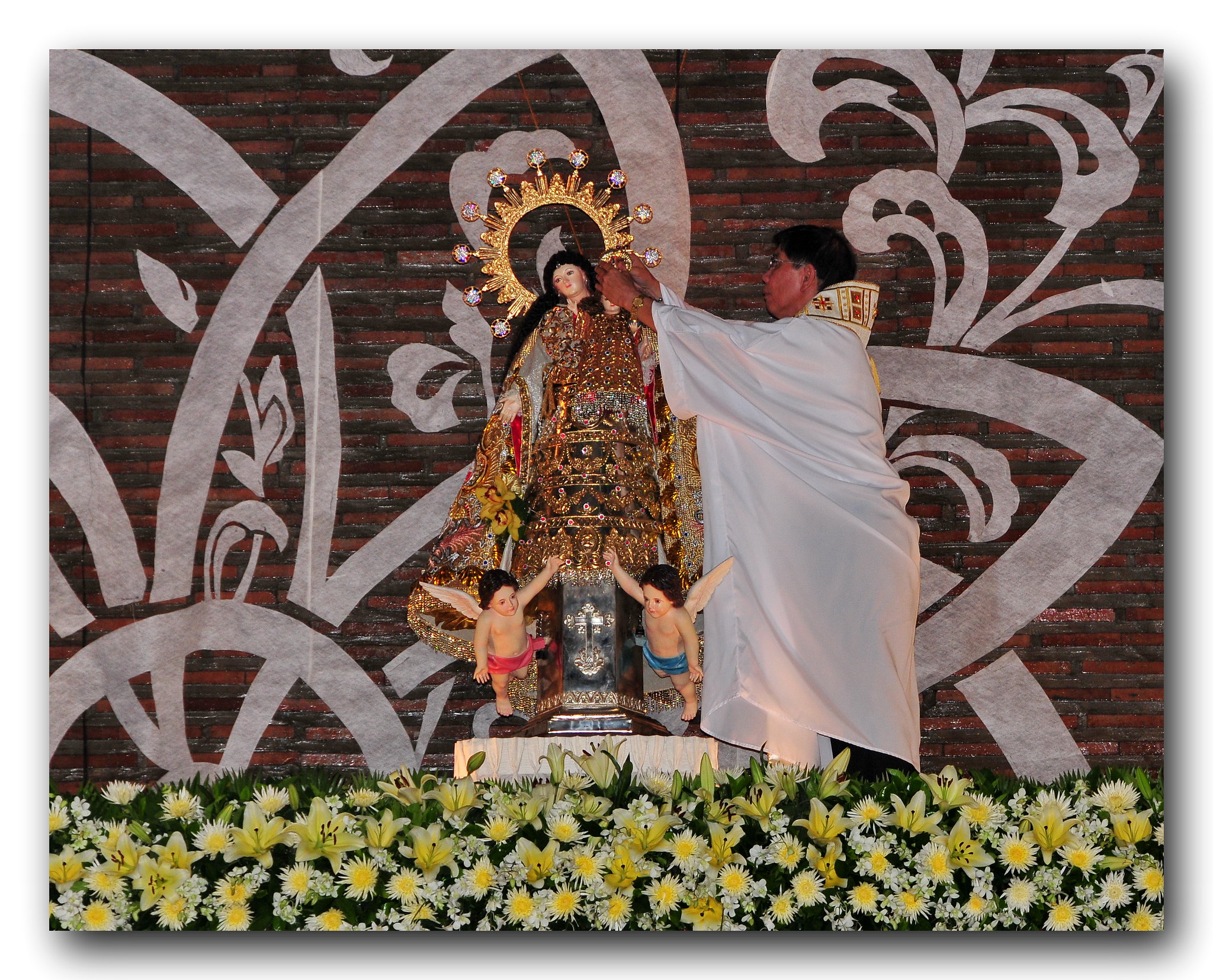 The Canonical Coronation Proper (3)